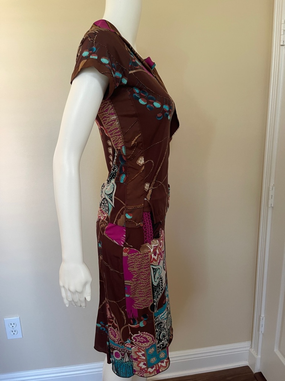Brown Floral Print Tie-Waist two piece Dress - Picture 10 of 16